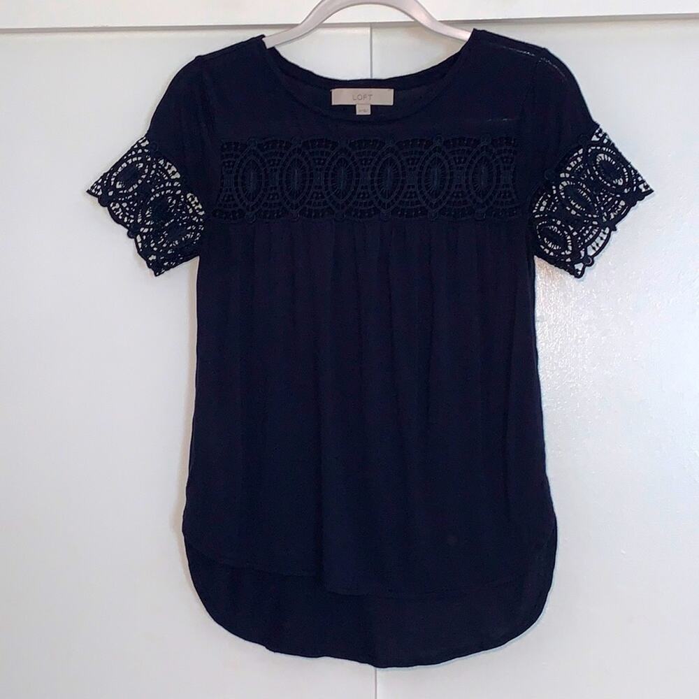 Ann Taylor LOFT‎ tee